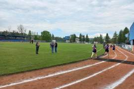 rywalizacja na stadionie