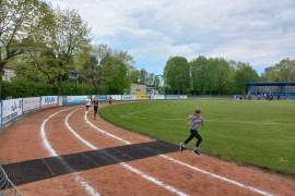 rywalizacja na stadionie