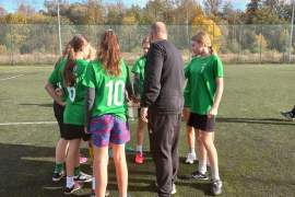 zawodniczki na boisku