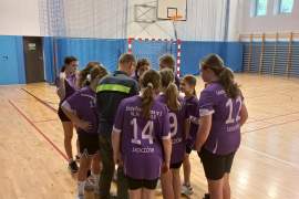 zawodniczki na boisku